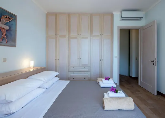 Private Corfu 3 Bedrooms Aziza Great Pool And Outdoor Area וילה *