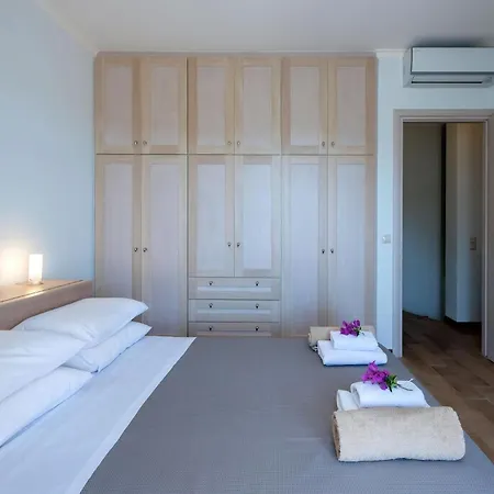 Villa Private Corfu 3 Bedrooms Aziza Great Pool And Outdoor Area